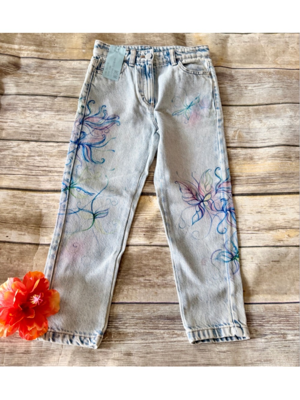 NWT MOM JEANS-SIZE 6